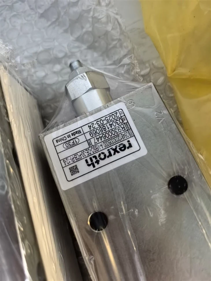 Mast Balance Valve R930006447 New Parts 1 pcs hydraulic accessoriess high quality